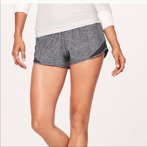 Lululemon Hotty Hot Short II